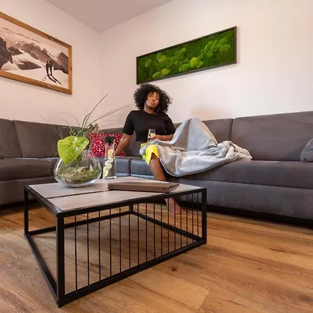 Impuls | Aparts Apartment
